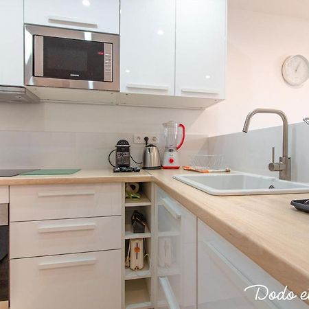 Beautiful 2 Bedroom With Balcony - Dodo Et Tartine Toulon Kültér fotó